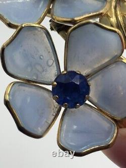 Vintage Trifari Unsigned Poured Glass Rhinestone Flower Fur Clip Alfred Philippe