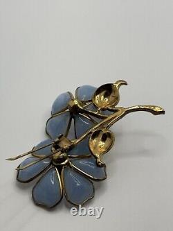 Vintage Trifari Unsigned Poured Glass Rhinestone Flower Fur Clip Alfred Philippe