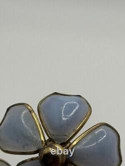 Vintage Trifari Unsigned Poured Glass Rhinestone Flower Fur Clip Alfred Philippe
