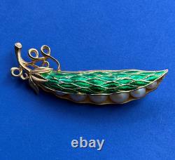 Vintage Trifarri Alfred Philippe Green Enamel Pea Pod Faux Pearl Pin Mint Cond