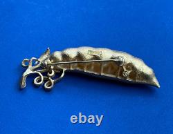 Vintage Trifarri Alfred Philippe Green Enamel Pea Pod Faux Pearl Pin Mint Cond