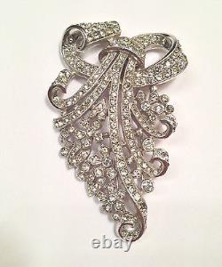 Vtg 1938-42 A. Philippe Crown Trifari Rhodium Rhinestone Flower Scroll Clip