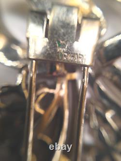 Vtg 1938-42 A. Philippe Crown Trifari Rhodium Rhinestone Flower Scroll Clip