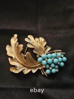 Vtg Alfred Philippe Crown Trifari Gold Tone & Faux Turquoise Beaded Brooch Pin