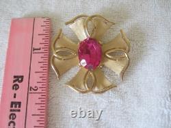 Vtg Alfred Philippe Crown Trifari Maltese Cross Brushed Gold Brooch Faceted Ston