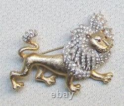 Vtg Lion Brooch Crown TRIFARI Sign Alfred Philippe Phinestone Ruby Setting 764w