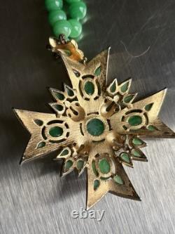 Vtg Trifari Jewels of India Green Glass Bead Maltese Cross Necklace